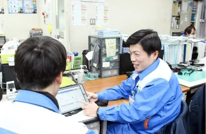 出社、メールチェック、当日の持ち物の最終確認